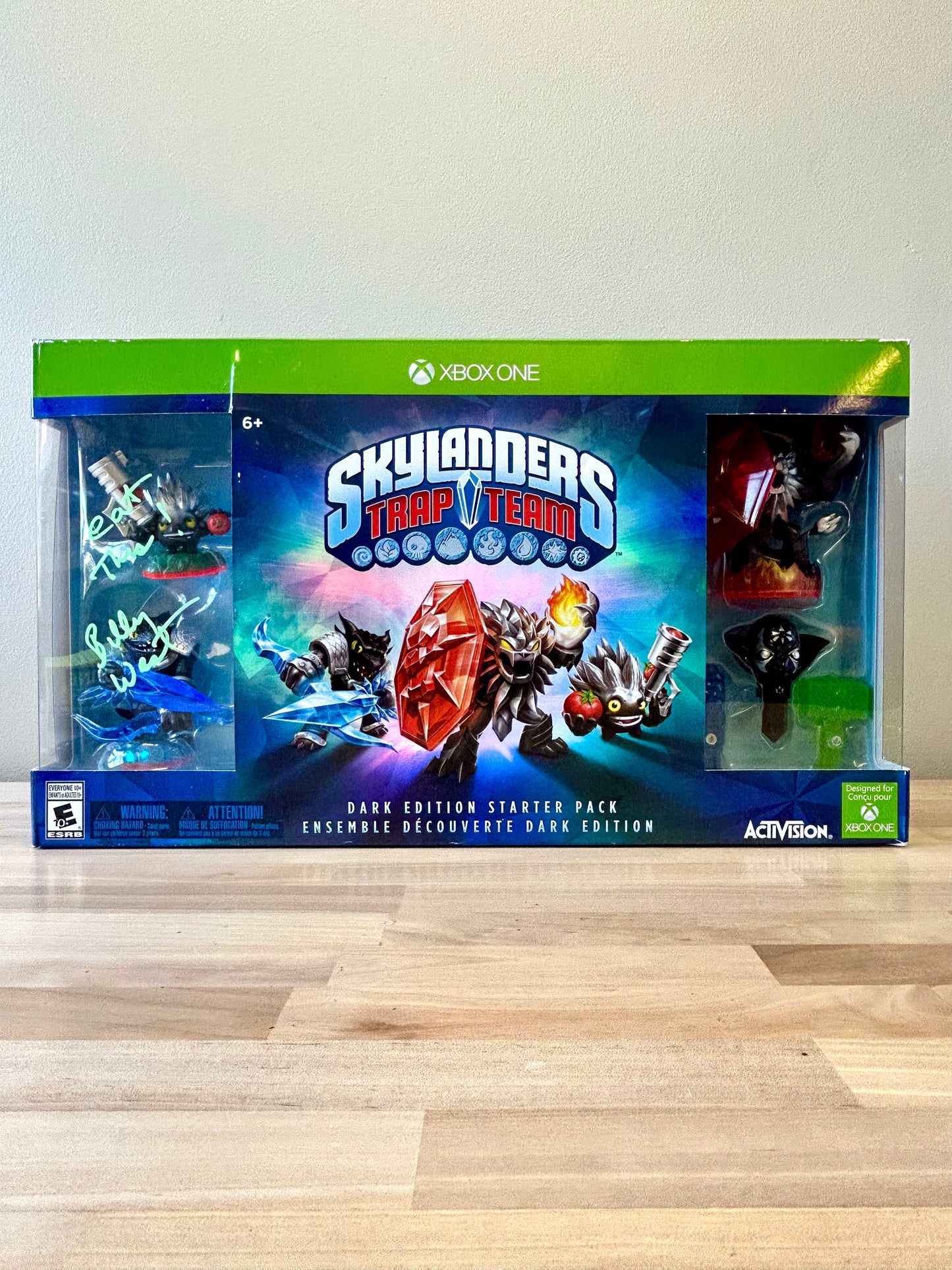 Trap Team Dark Edition Starter Pack - XBOX One (SIGNED)