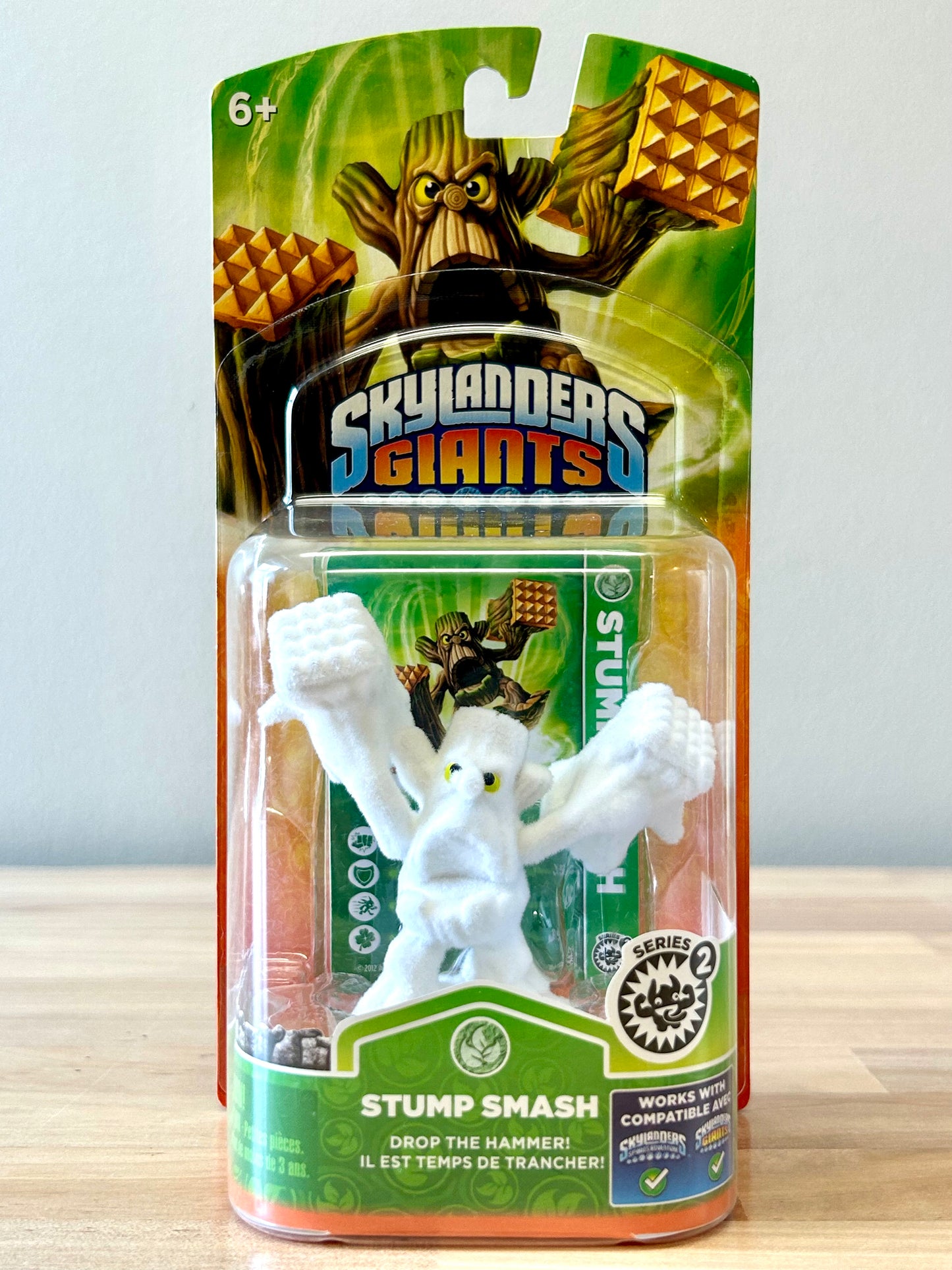White Flocked Stump Smash